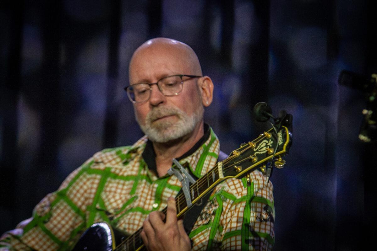 Curtis Grubb performs with Nick Hexum at The Waiting Room Lounge in Omaha.