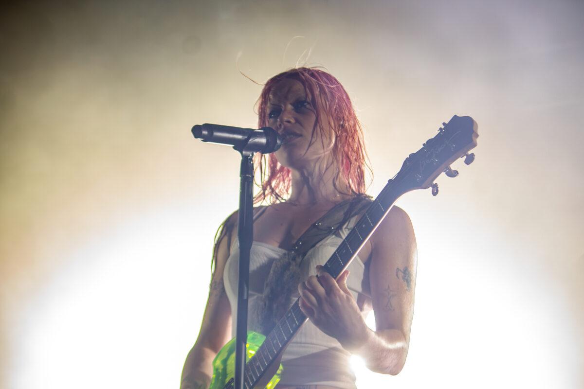Wet Leg’s Rhian Teasdale performs with the British indie rock band at Maha Festival 2026 in Omaha.